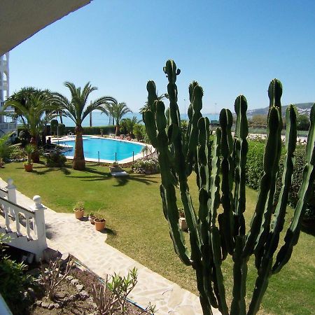 Апартаменты Stella Maris - Sleeps 4 Нерха Экстерьер фото