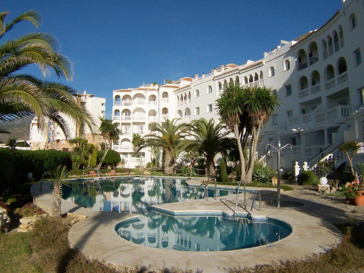 Апартаменты Stella Maris - Sleeps 4 Нерха Экстерьер фото