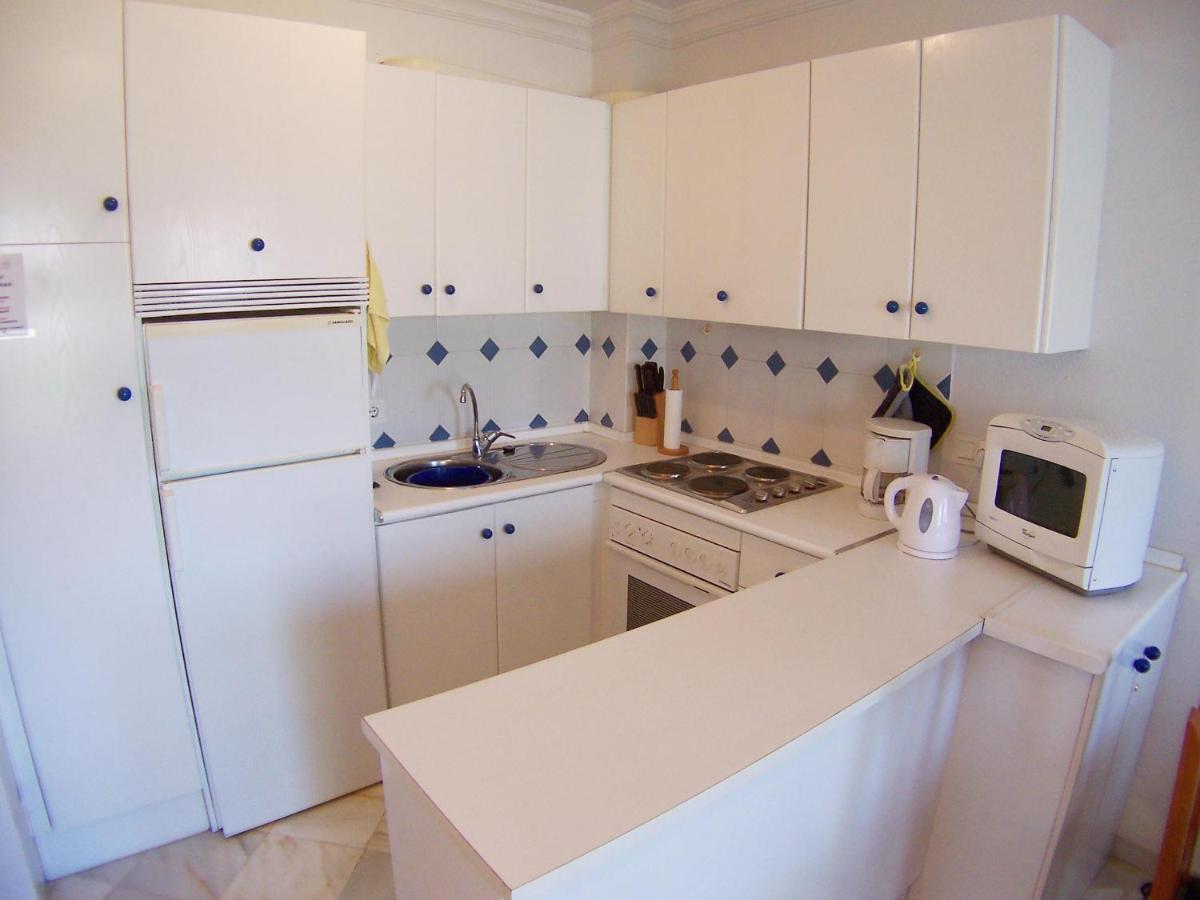 Апартаменты Stella Maris - Sleeps 4 Нерха Экстерьер фото