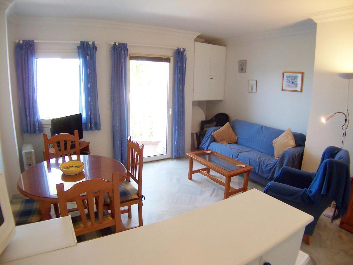 Апартаменты Stella Maris - Sleeps 4 Нерха Экстерьер фото